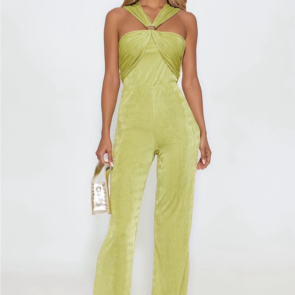 Wide leg jumpsuit